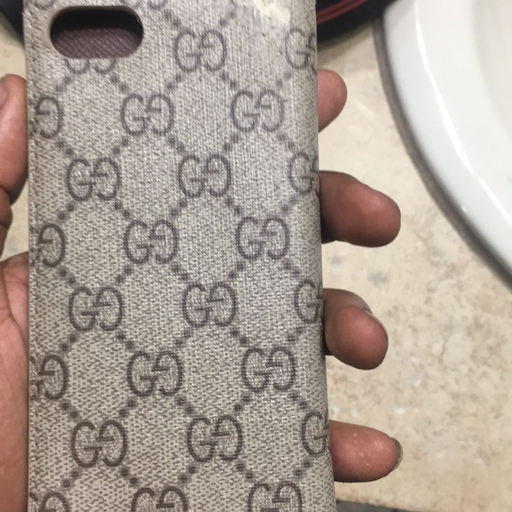 Gucci phone case I phone 6 - Picture 3 of 3